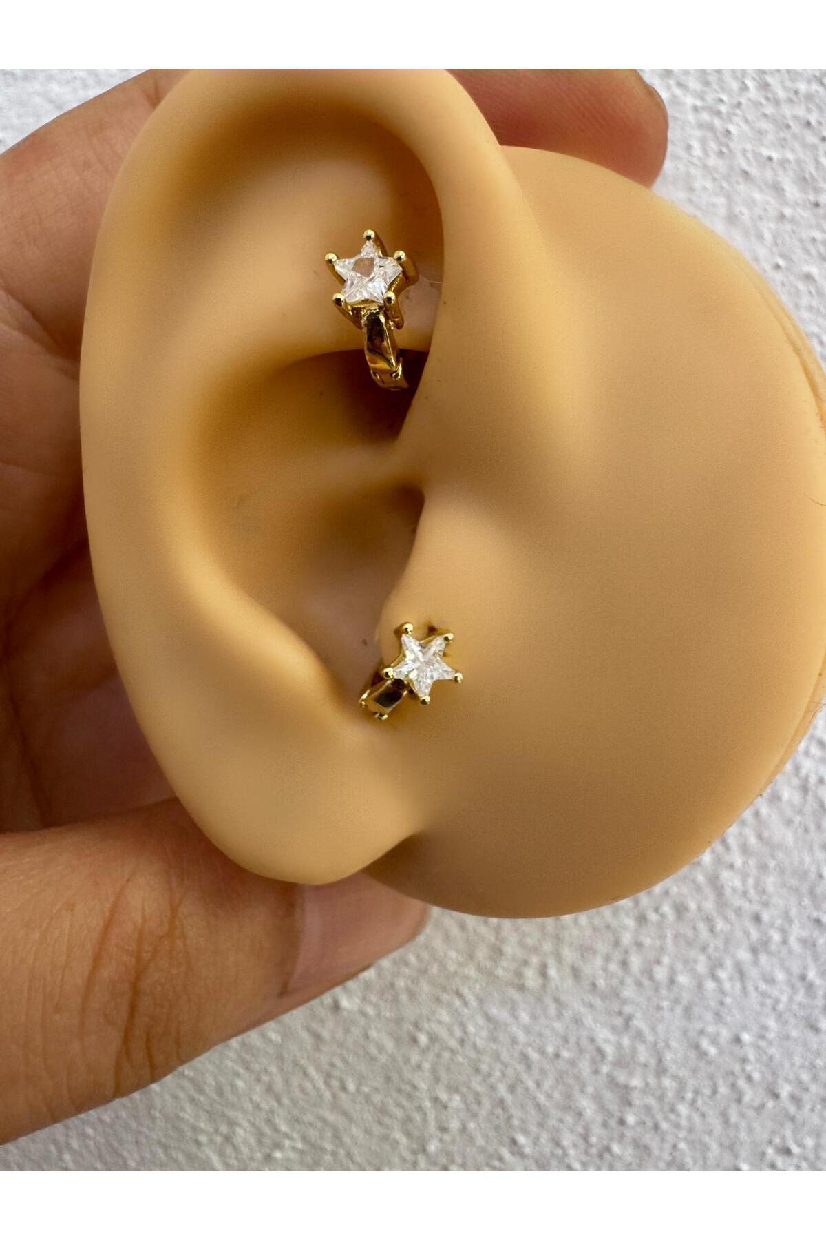 zirkon taşlı yıldız tragus 1 adet 6 mm mini halka piercing