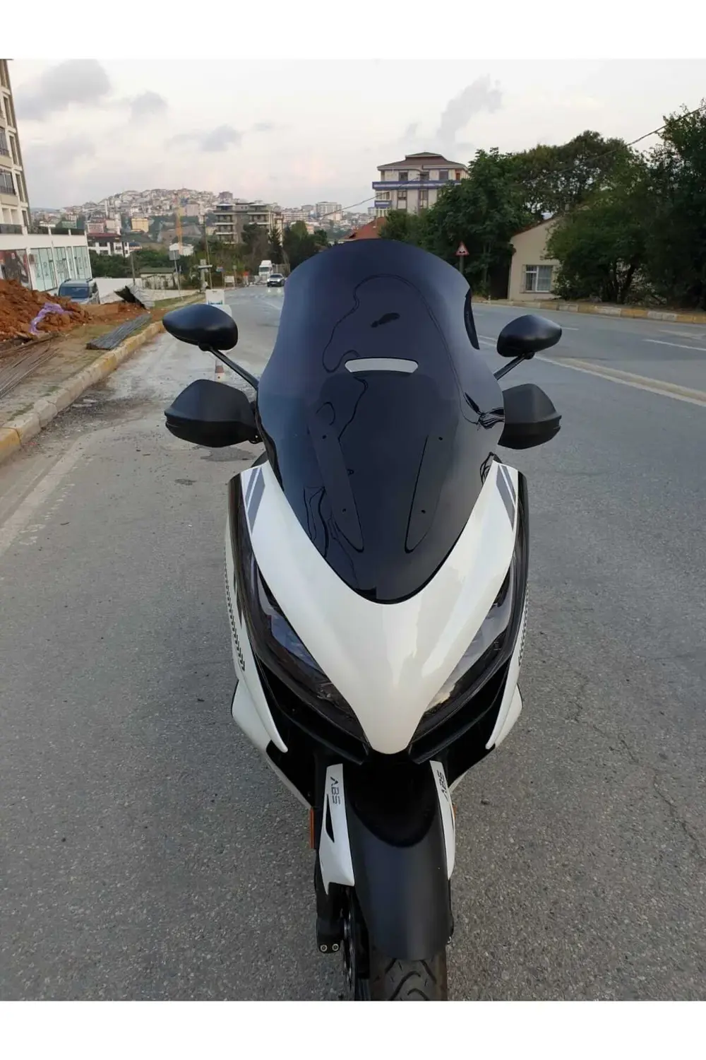 Zontes 350 E Siperlik Ön Cam 2022-2023 Model 70cm Siyah Renkli 4m