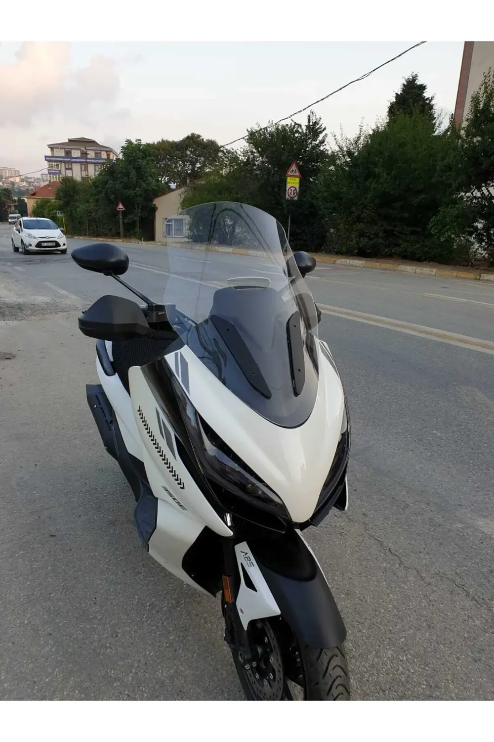 Zontes 350 E Siperlik Ön Cam 2022-2023 Model 70cm Şeffaf Renkli 4