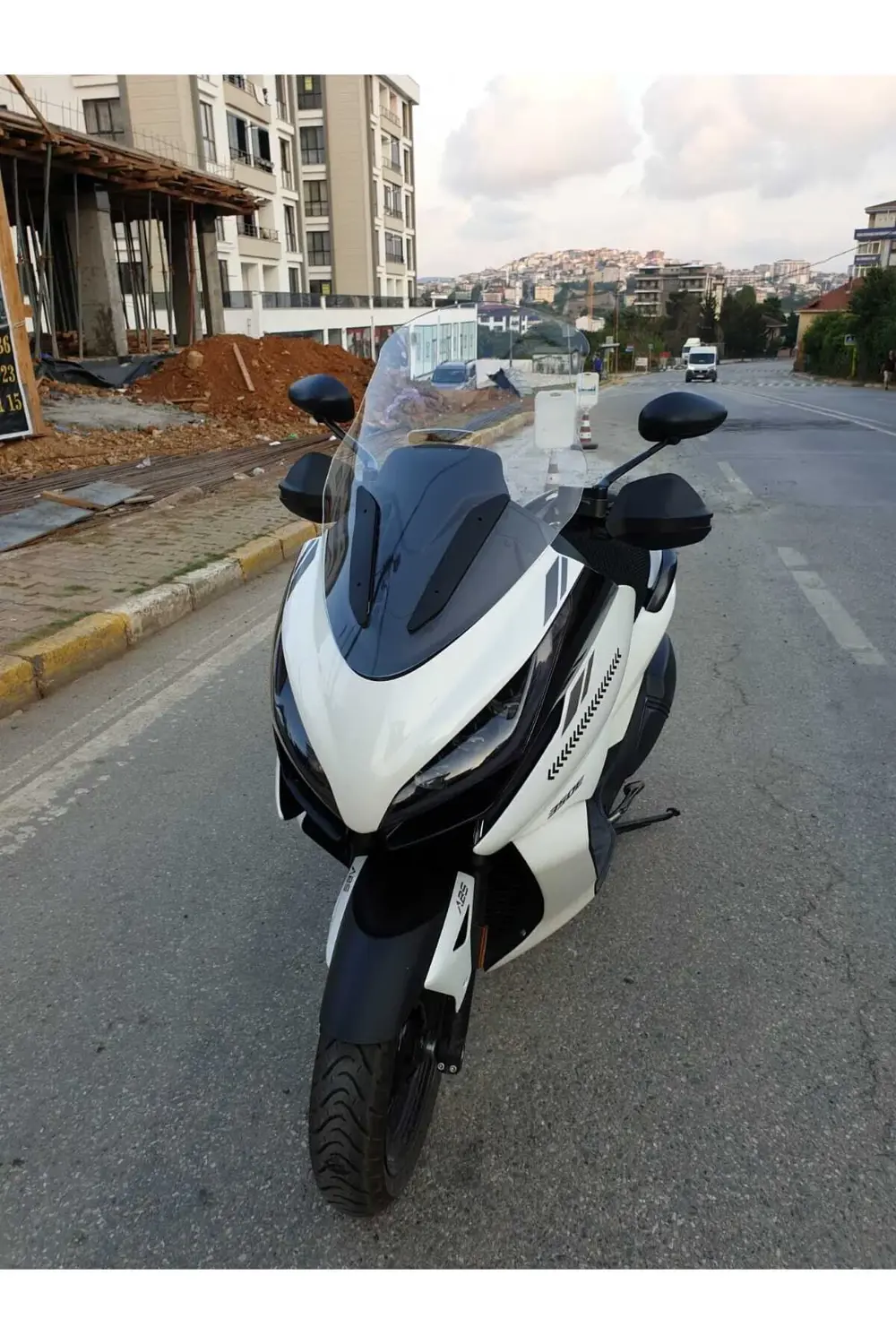 Zontes 350 E Siperlik Ön Cam 2022-2023 Model 70cm Şeffaf Renkli 4