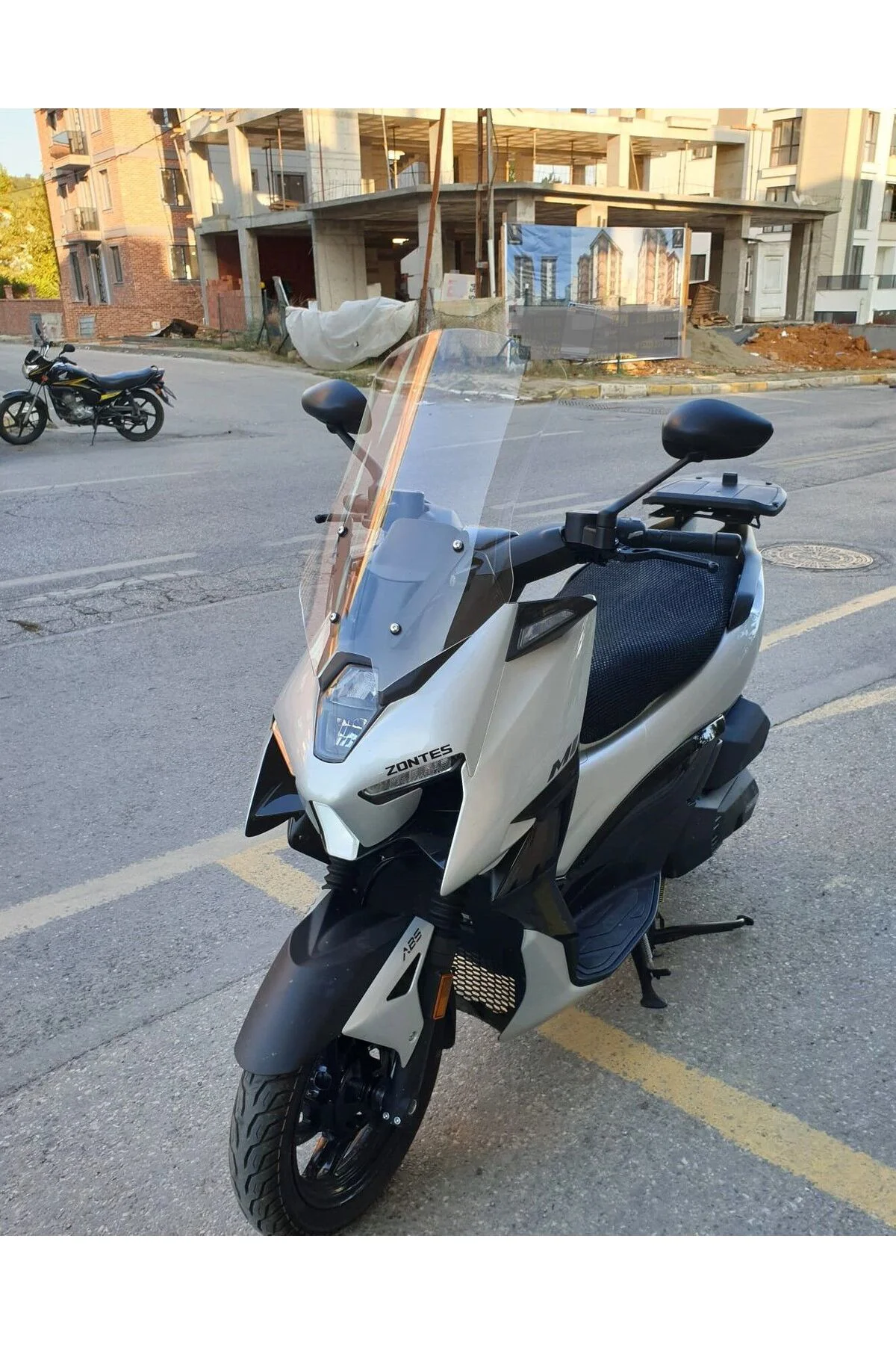 Zontes RZ 250 S Ön Cam 2025-2026 Model 55cm Şeffaf Renkli 4mm Fiyatı, Yorumları ve Özellikleri