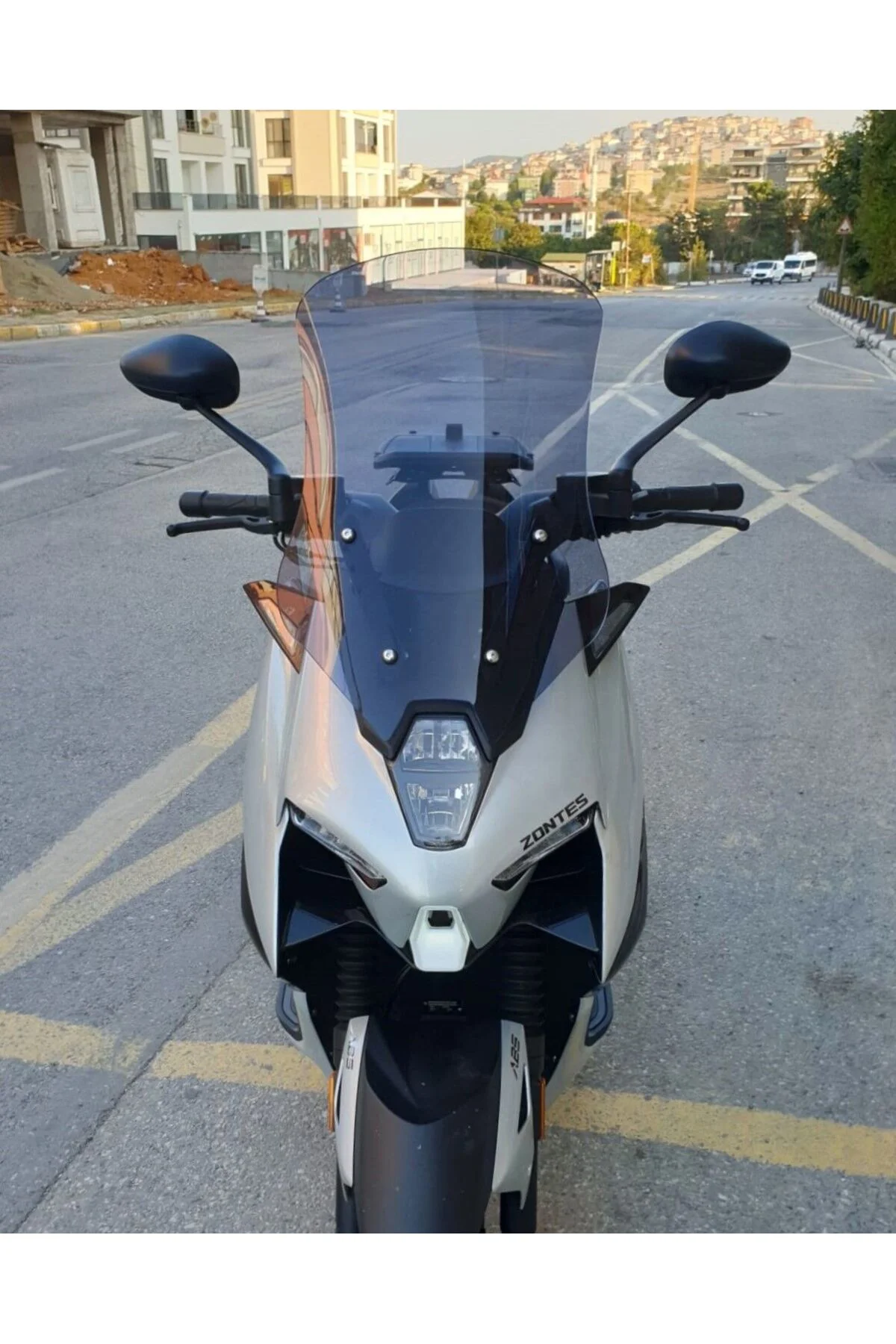 Zontes RZ 250 S Ön Cam 2025-2026 Model 55cm Füme Renkli 4mm Fiyatı, Yorumları ve Özellikleri