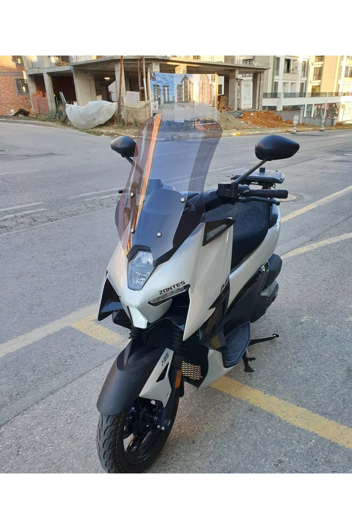Zontes RZ 250 S Ön Cam 2025-2026 Model 55cm Füme Renkli 4mm Fiyatı, Yorumları ve Özellikleri