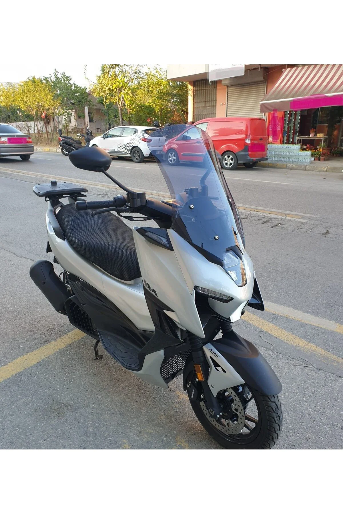 Zontes RZ 250 S Ön Cam 2025-2026 Model 55cm Füme Renkli 4mm Fiyatı, Yorumları ve Özellikleri