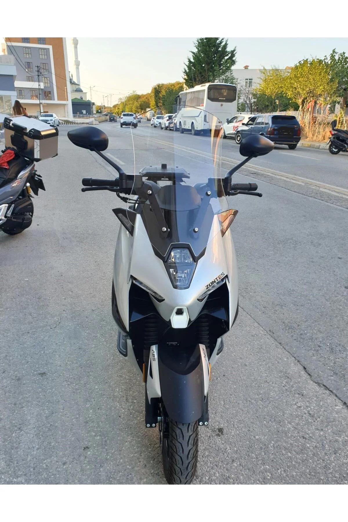 Zontes RZ 250 S Ön Cam 2025-2026 Model 55cm Şeffaf Renkli 4mm Fiyatı, Yorumları ve Özellikleri