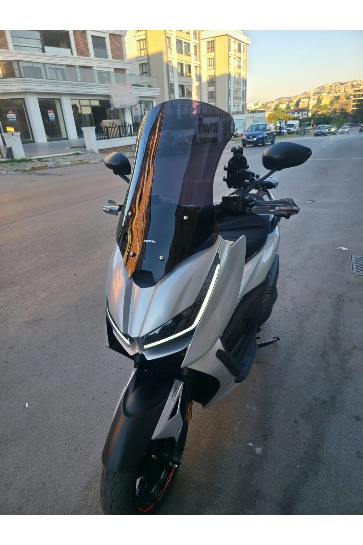 Zontes ZT 125 Ön Cam 2025-2026 Model 62cm Siyah Renkli 4mm