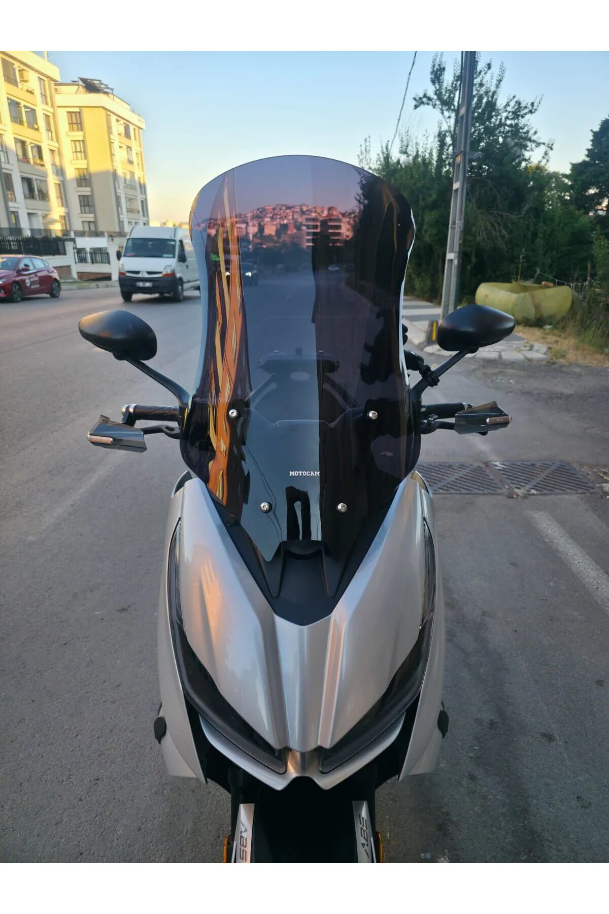 Zontes ZT 125 Ön Cam 2025-2026 Model 62cm Siyah Renkli 4mm