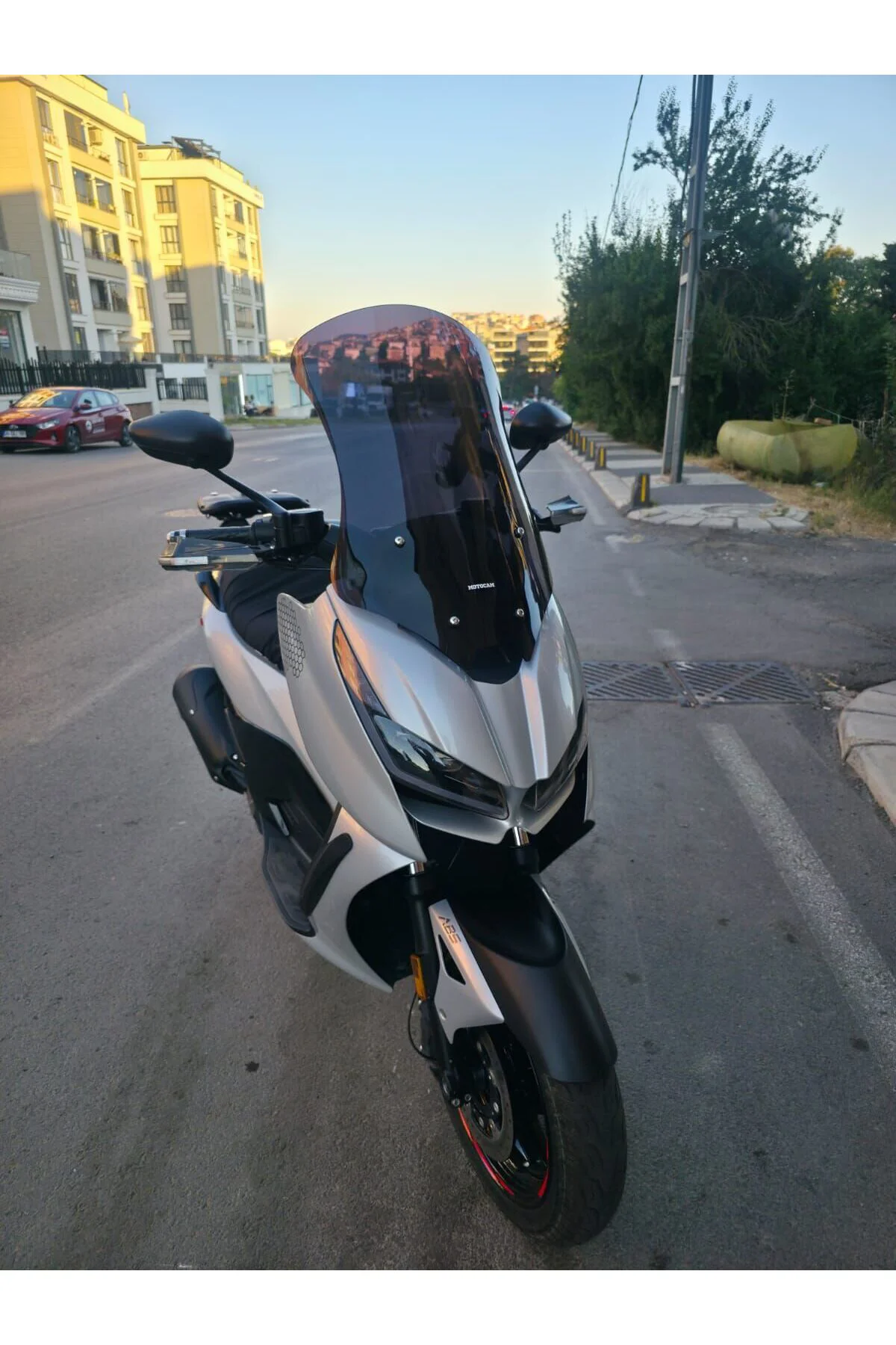 Zontes ZT 125 Ön Cam 2025-2026 Model 62cm Siyah Renkli 4mm