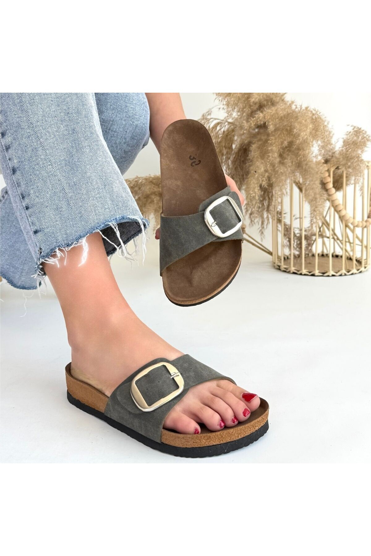 Zooy Yeşil Nubuk Terlik - Lisinya